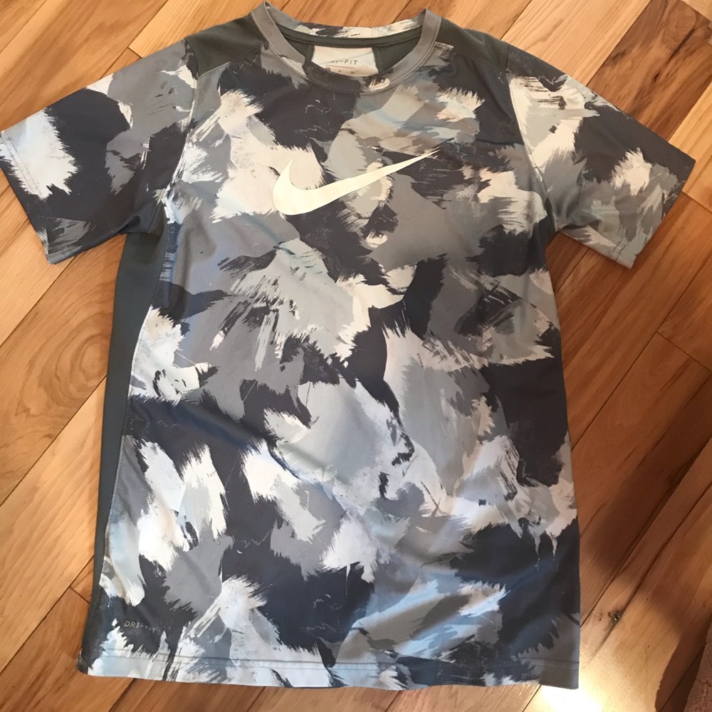 T shirt